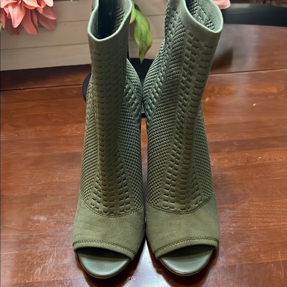 Steve Madden Shoes - Steve Madden Candid Knit Booties. 
Stylish Green Peep-Toe Ankle Boots